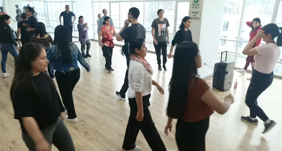 Dinámica de improvisación en grupo